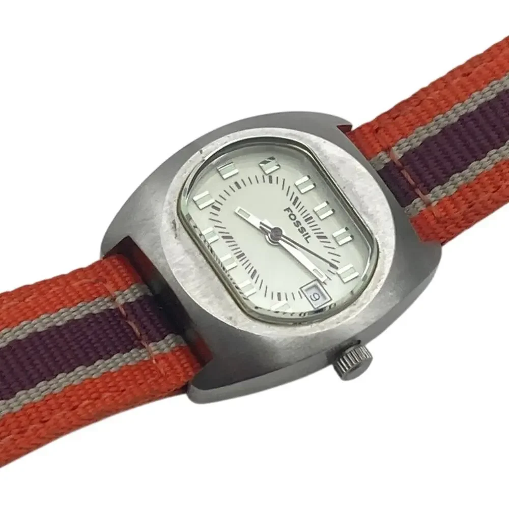 VTG Fossil Women's Watch 27mm -  Fresh Battery - Adjustable - WR 50m JR-8357